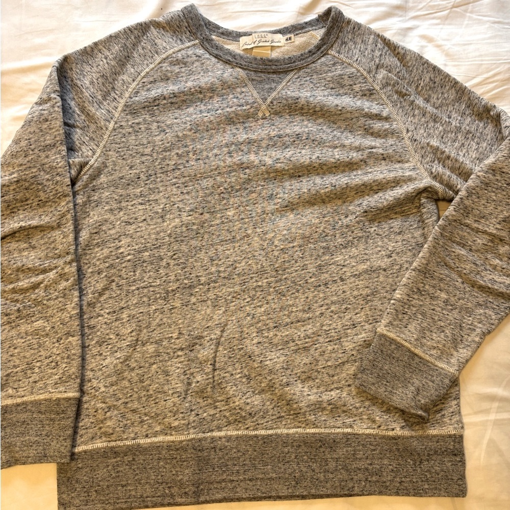 🚨2 for $12🚨Gray Crewneck Sweater